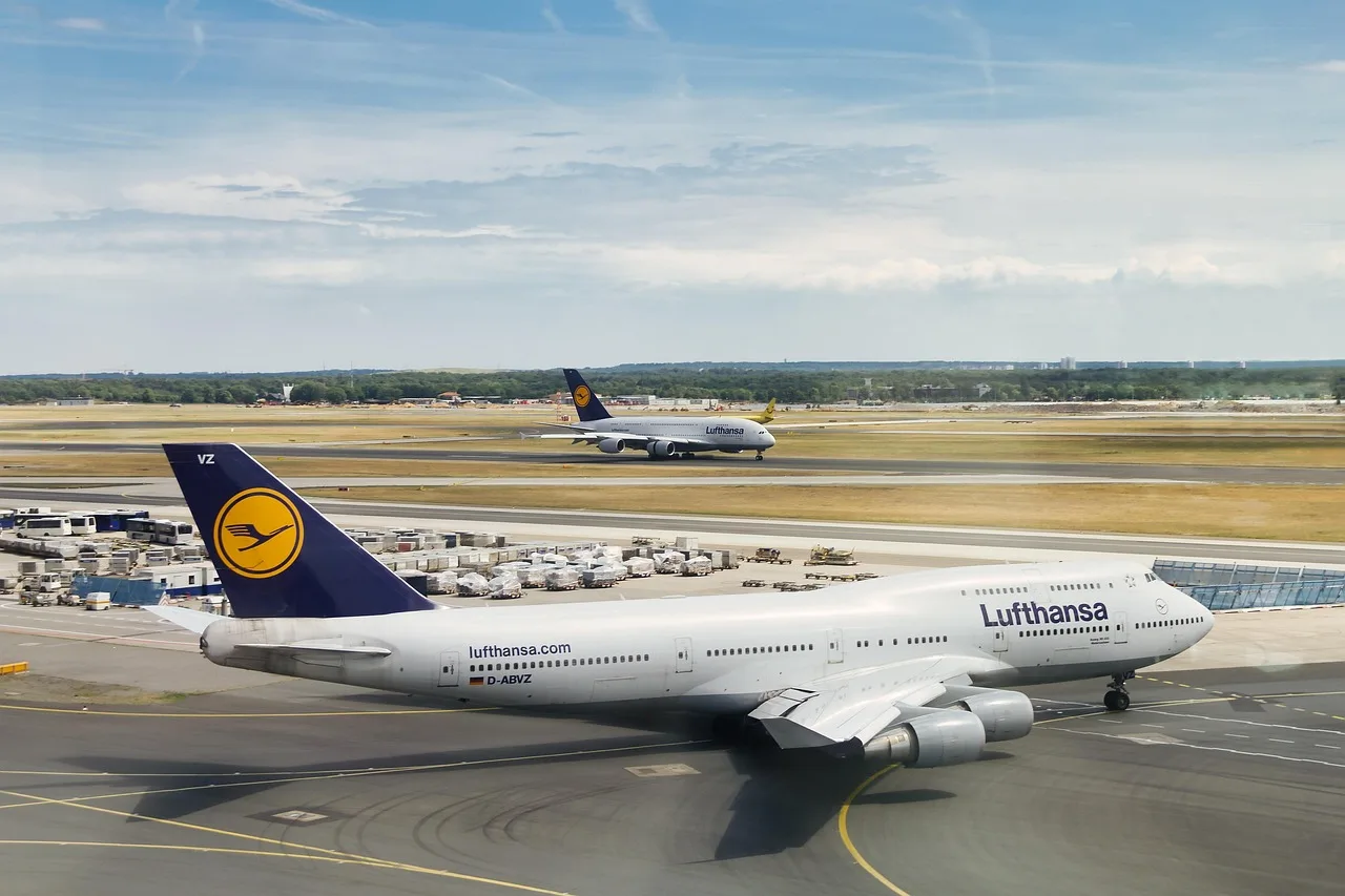 Flyforsinkelse: kompensasjon og rettigheter
