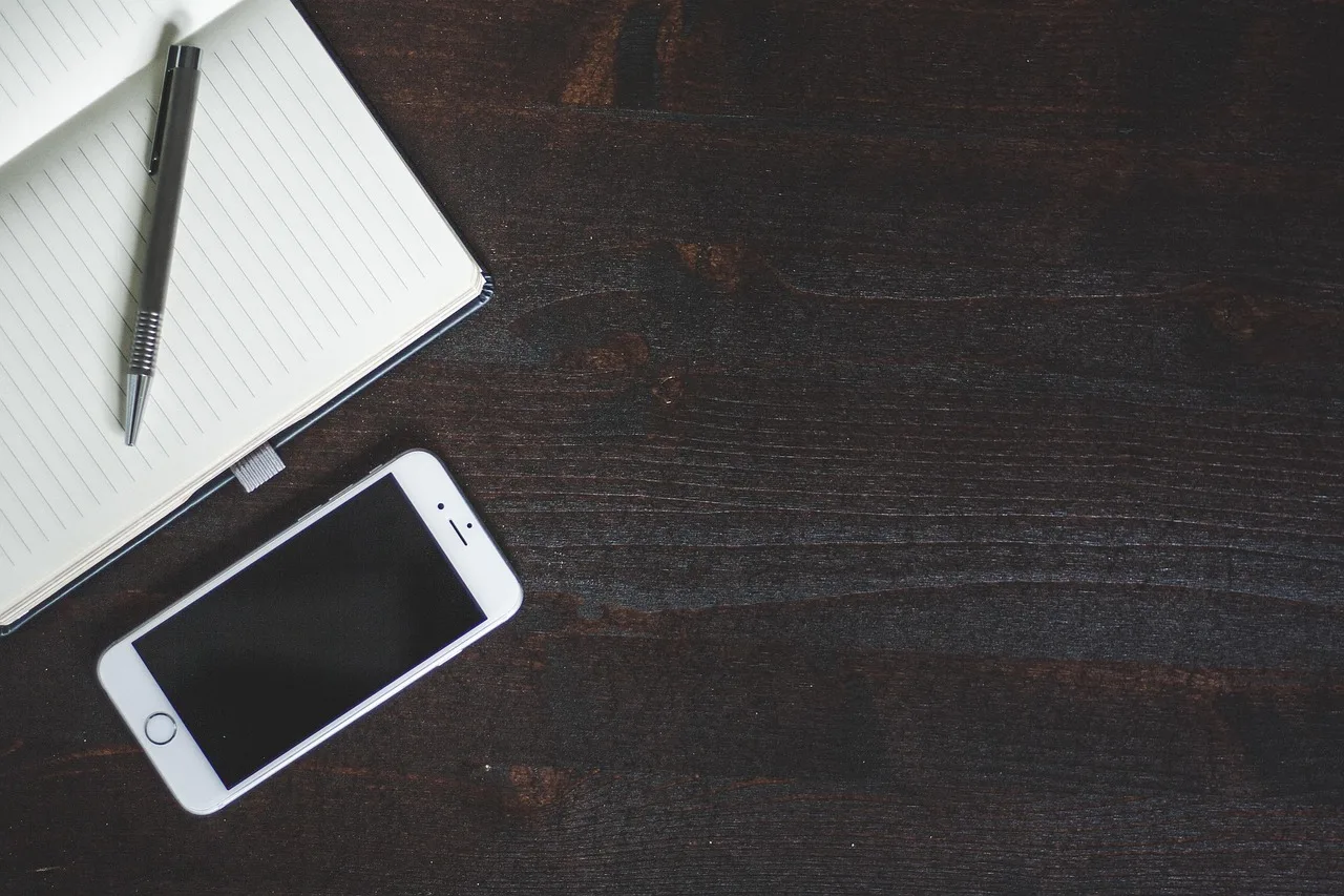 Swift er Apples moderne programmeringsspråk for utvikling av iOS-, macOS-, watchOS- og…
