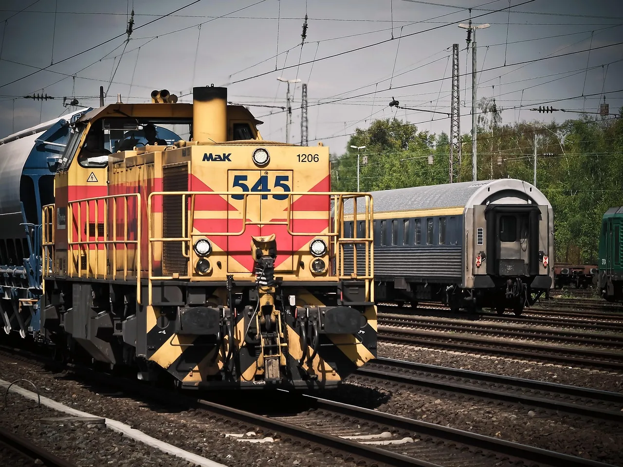 De 15 mest fantastiske billene i verden — fra kjemper til juvelsmykker