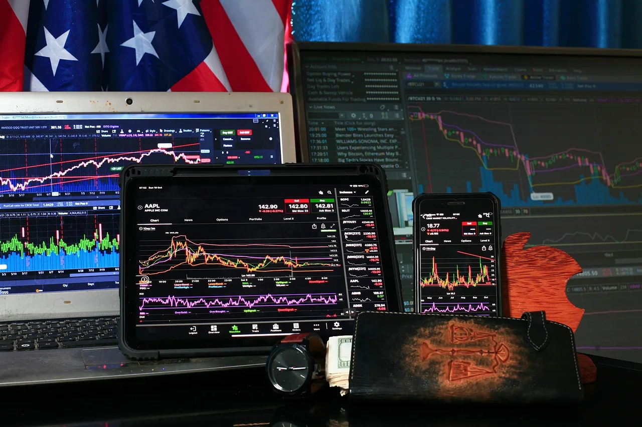 ETF vs aksjefond: Hva er best for norske investorer?